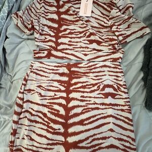 MissGuided 2 piece Set Brown and White Zebra Print Crop Top & Mini Skirt